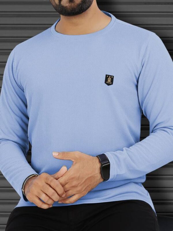 Men Solid Round Neck Polyester Light Blue T-Shirt